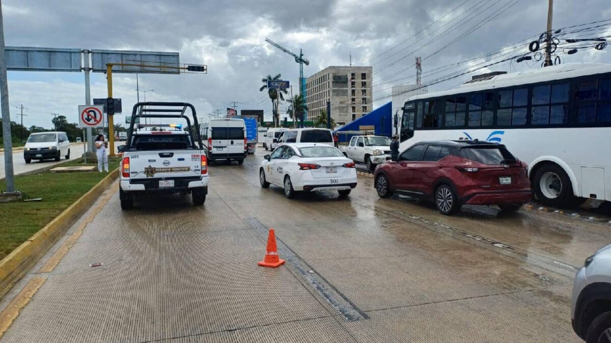 Siguen obras en Cancún así como cierres viales.