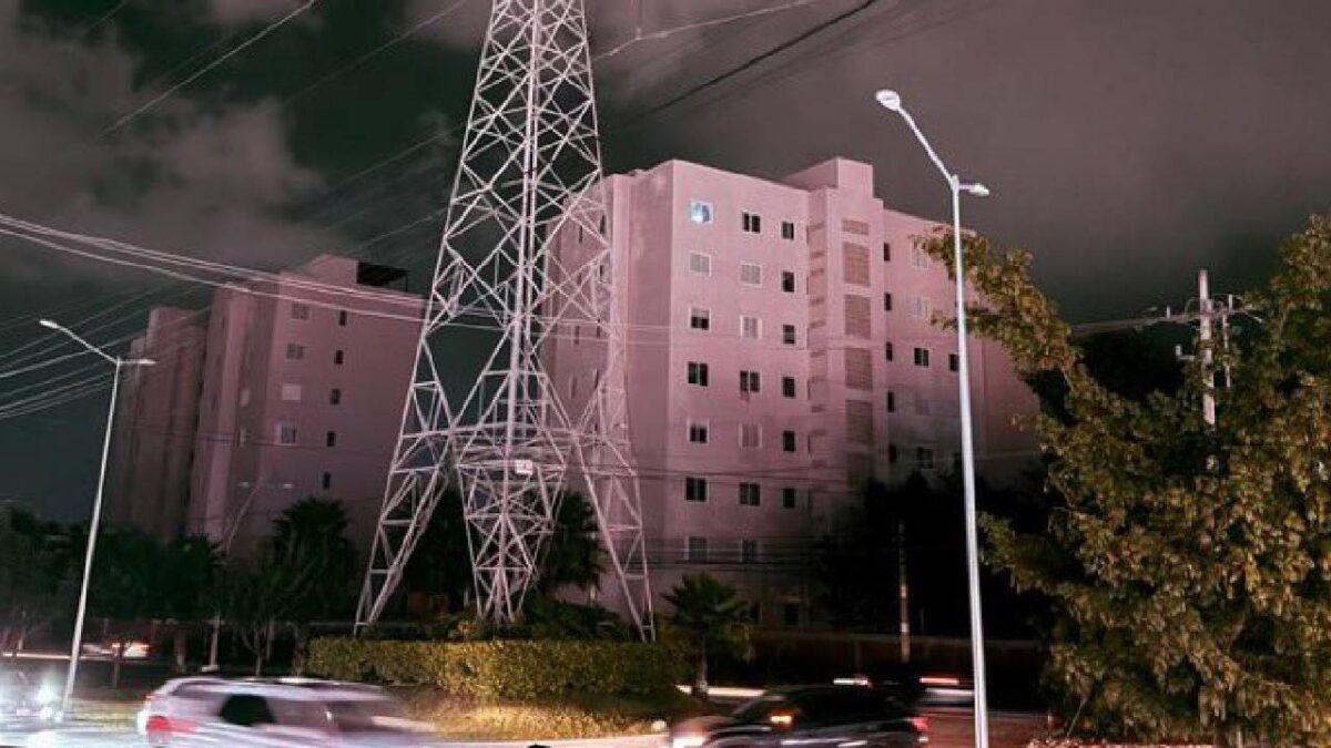 CFE informa que se restableció el servicio.