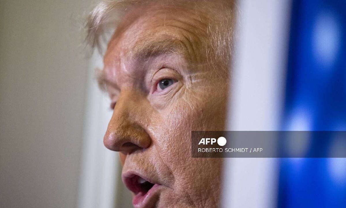 Trump anuncia aranceles al acero y aluminio de Canadá.