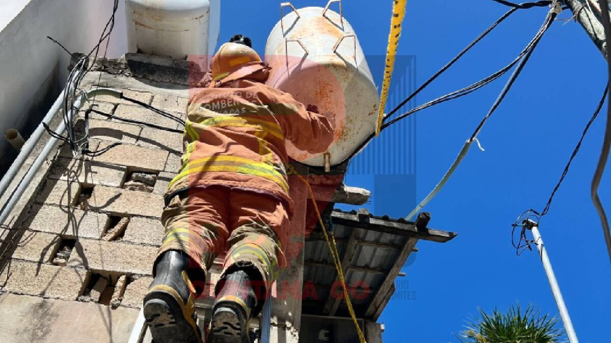 Bomberos atendieron una emergencia en Holbox.