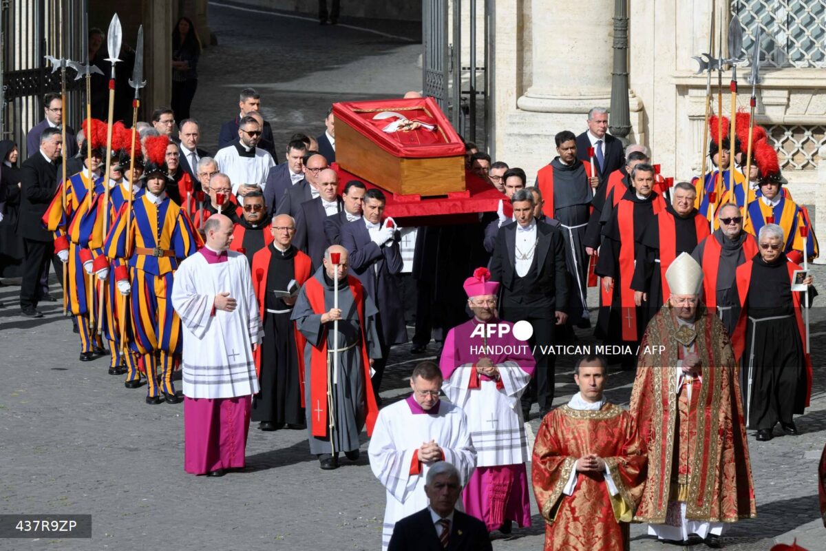 Los restos del Papa Francisco están en la basílica.