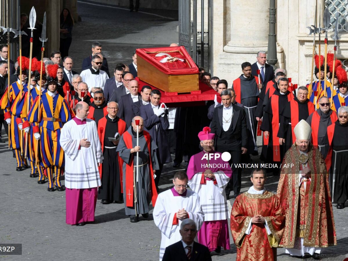 Los restos del Papa Francisco están en la basílica.