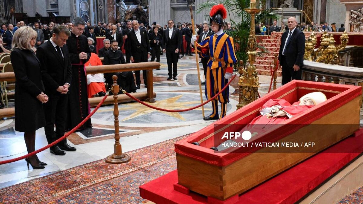 La capilla ardiente del pontífice fue cerrada.