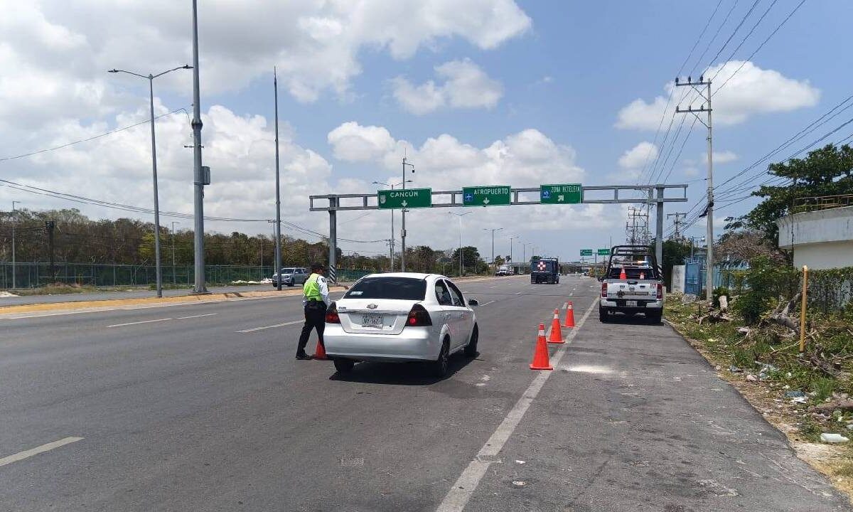 Cierres viales en Cancún.