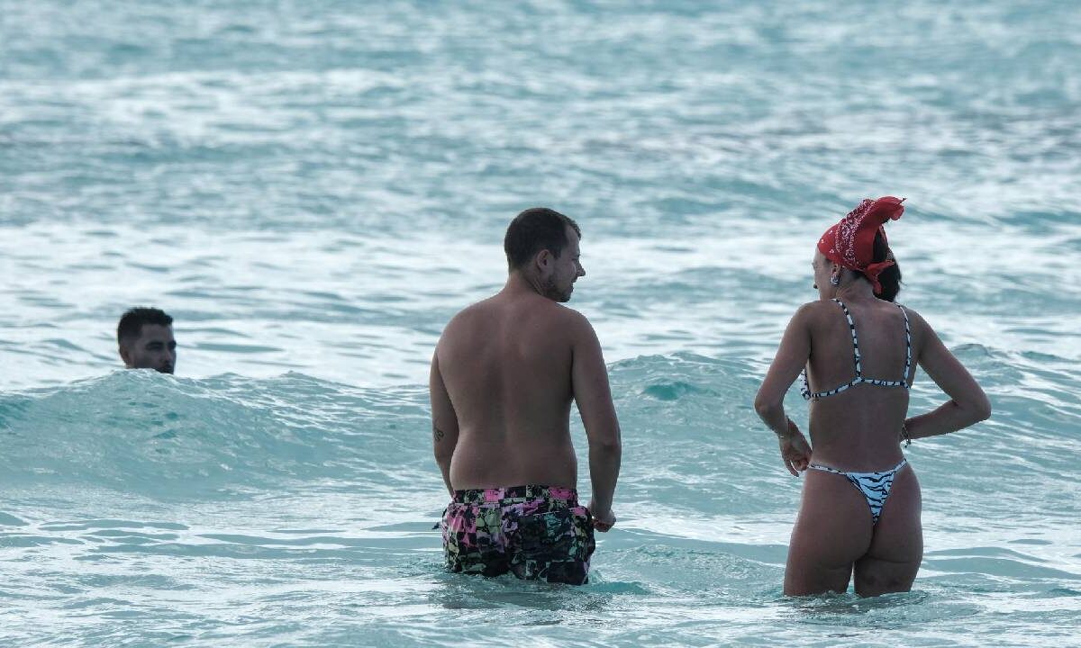 Clima Quintana Roo. Hoy será un día caluroso con lluvias.