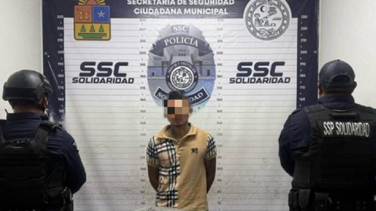 Caen 2 con droga en Playa del Carmen.