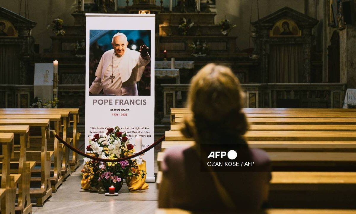 Líderes globales expresaron su pesar por la muerte del Papa.