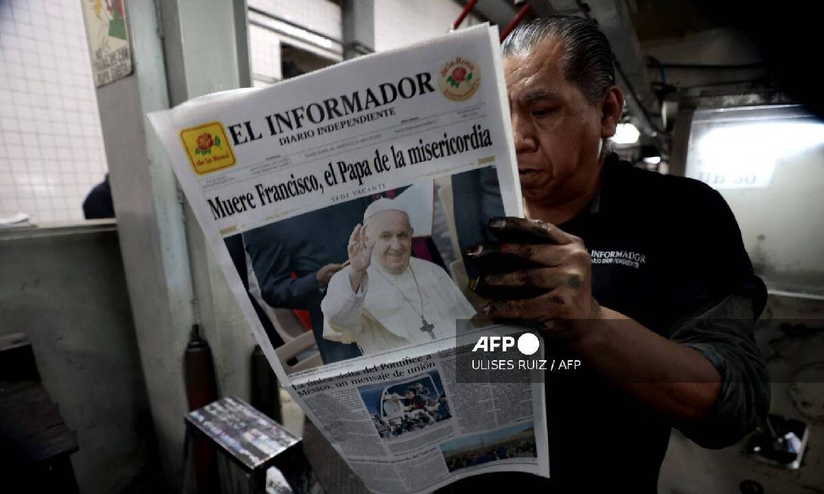 Últimas noticias. El Papa murió el lunes.