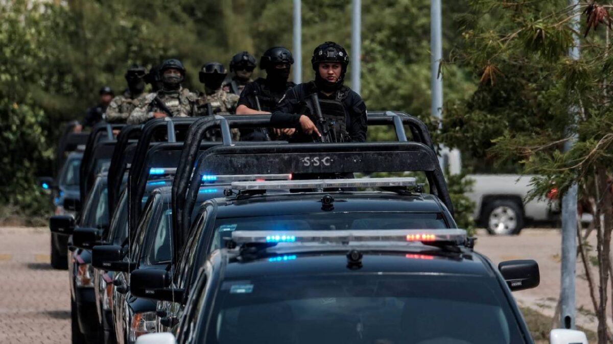 Fuerzas de seguridad ciudadana en Cancún.
