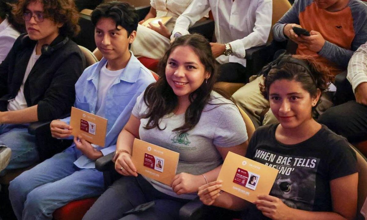 Tarjeta Juventud es Poder.