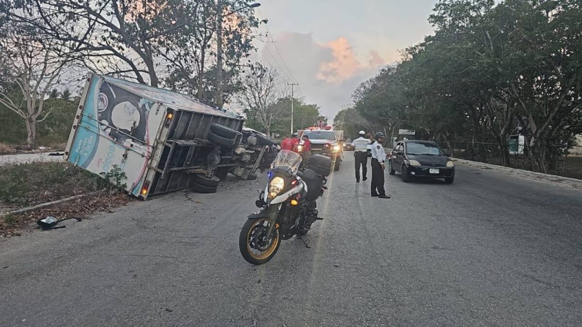 Varios choques se registraron en Cancún.