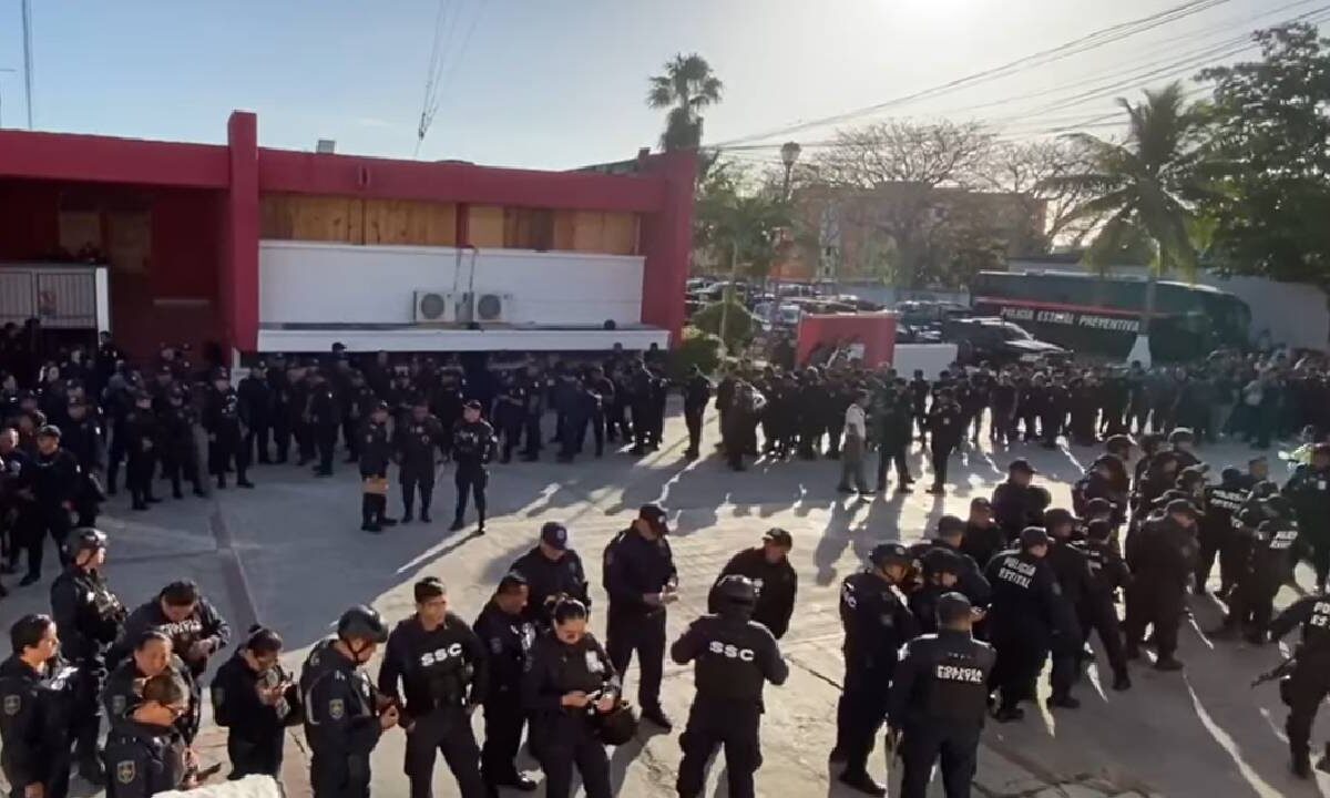 Policías de Chetumal y Cancún a exámenes antidoping.