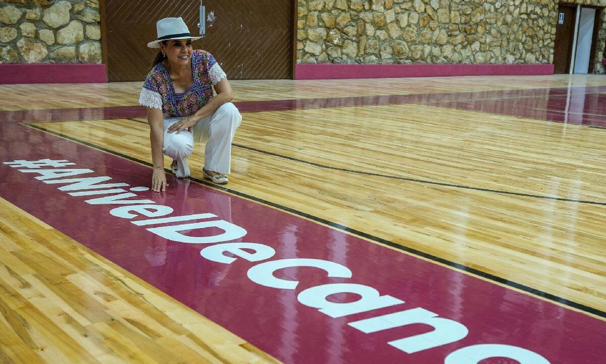 El Palacio de los Deportes en Chetumal se renueva.