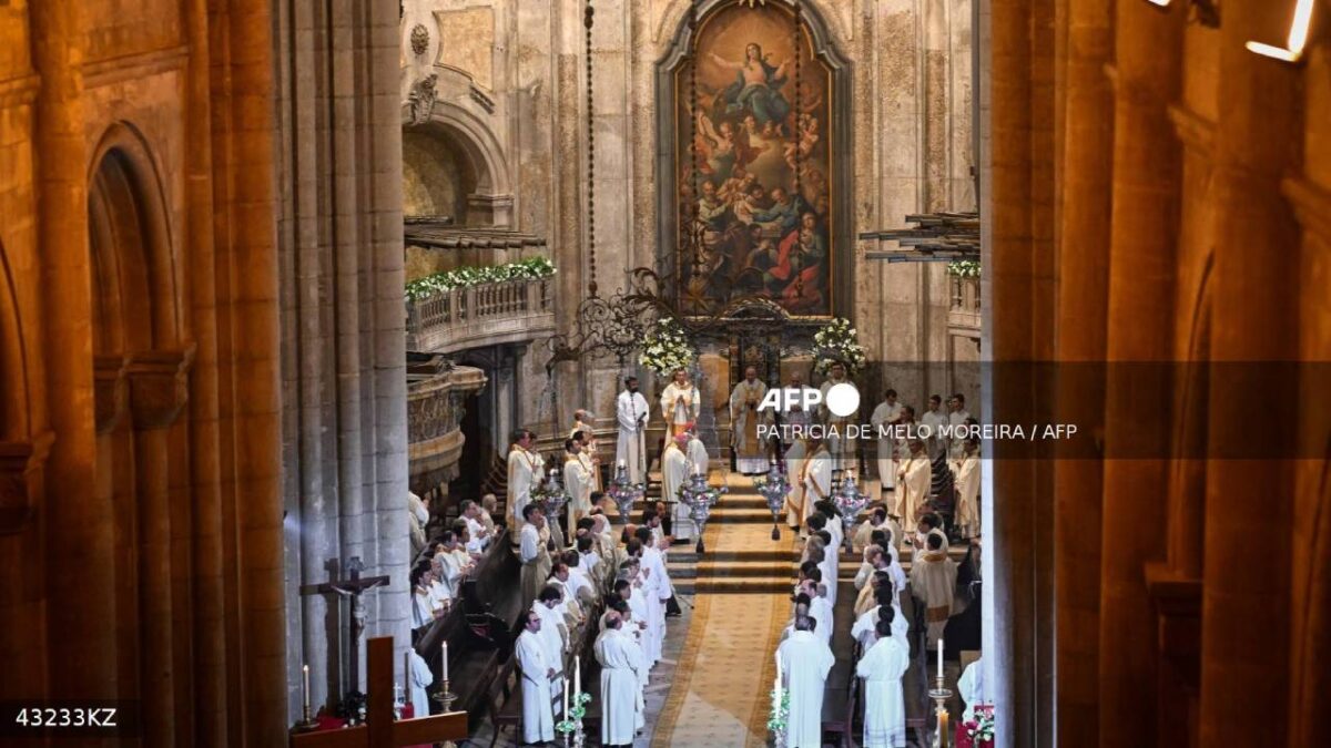 Misa en honor al Papa Francisco.