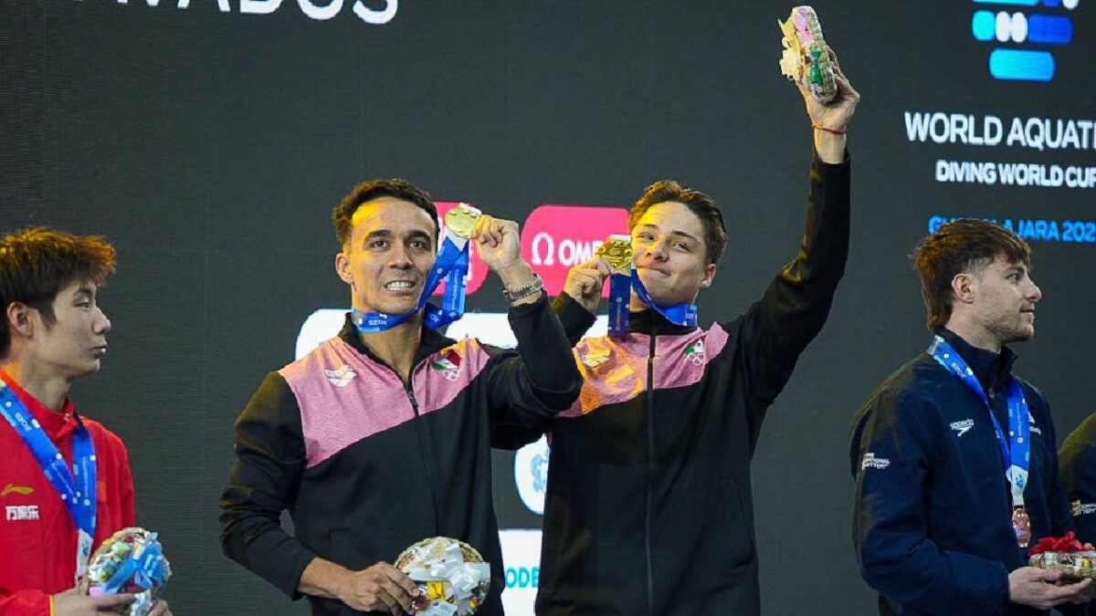 Mexicanos brillan en el mundial de clavados.