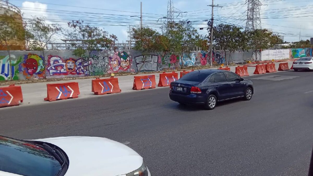 Continúan algunos cierres viales.