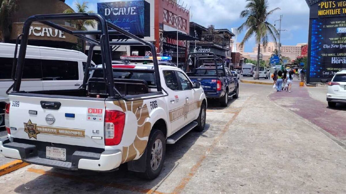15 de mayo cierres viales en Cancún.