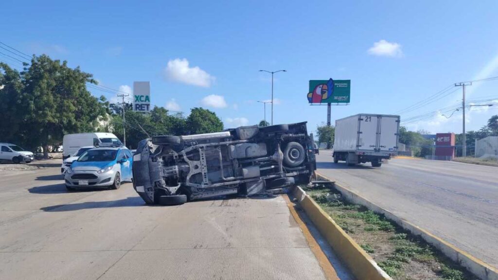 Reportan varios choques en el boulevard Luis Donaldo Colosio.