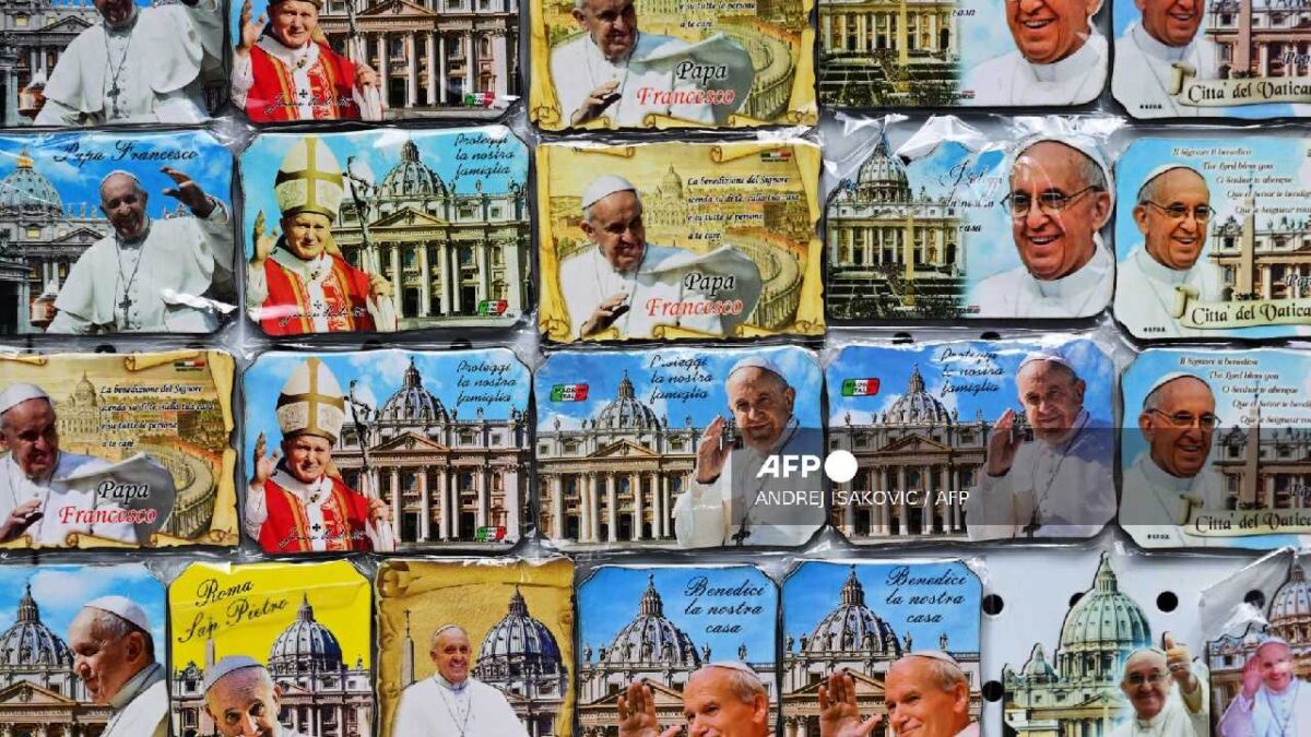 Muchos episodios en el cónclave para elegir al Papa.