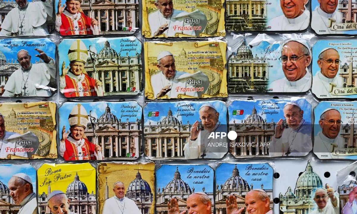 Muchos episodios en el cónclave para elegir al Papa.