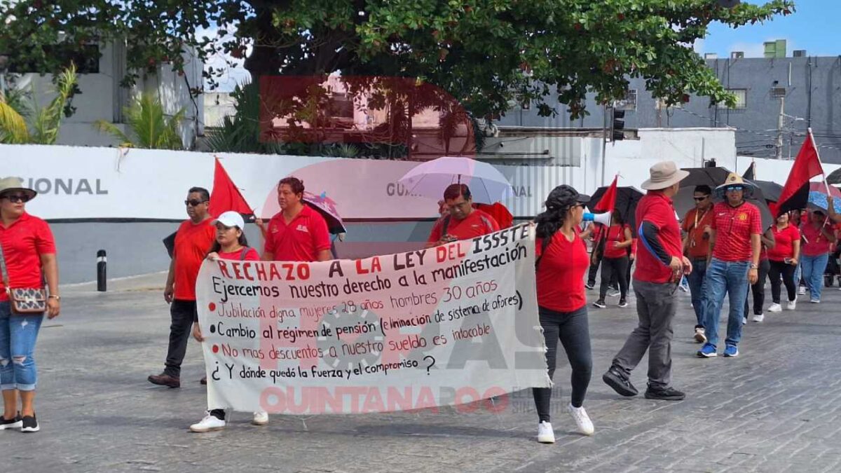 En el Día del Maestro hubo marcha.