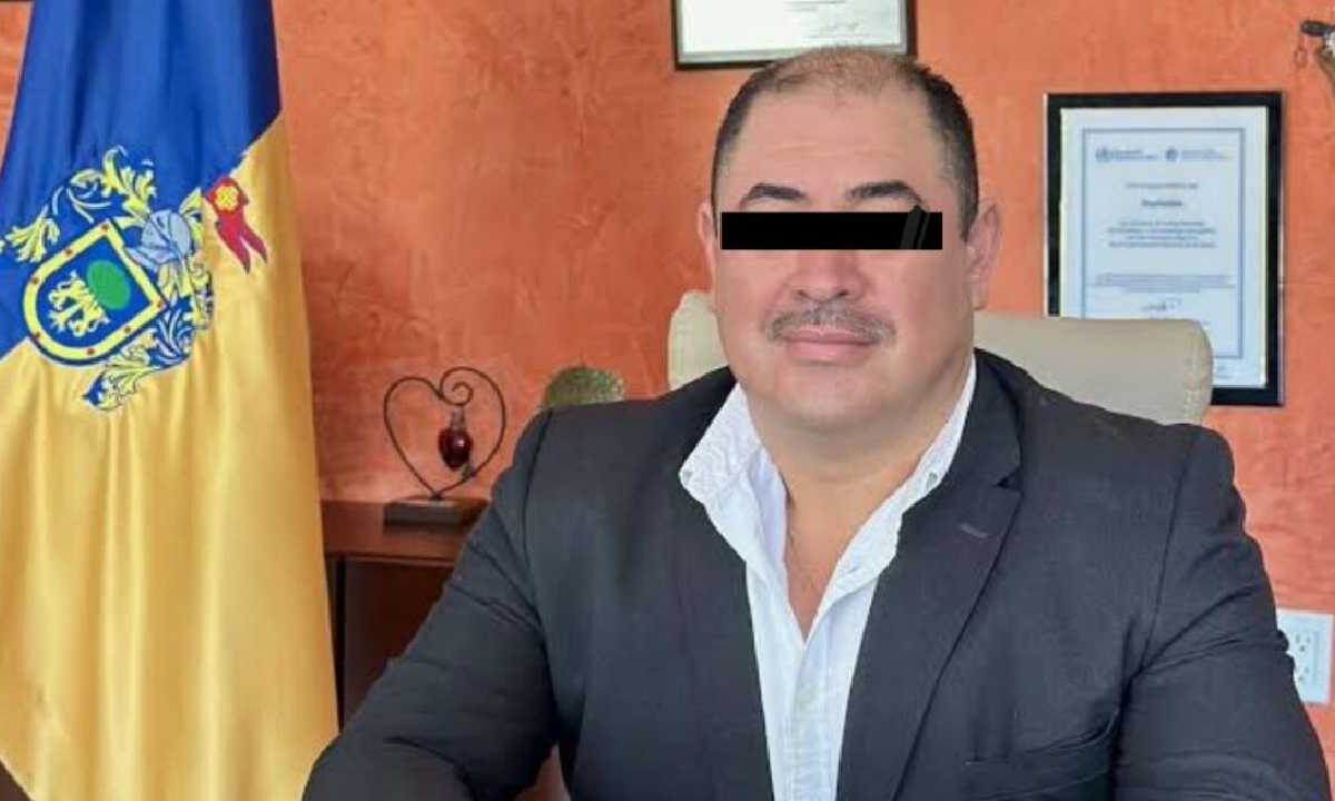 Jose Ascension Murguia Santiago, alcalde de Teuchitlán, fue detenido.