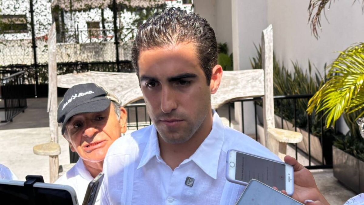 El Senador por Quintana Roo, Eugenio “Gino” Segura Vázquez, en una entrevista el 27 de mayo de 2025.