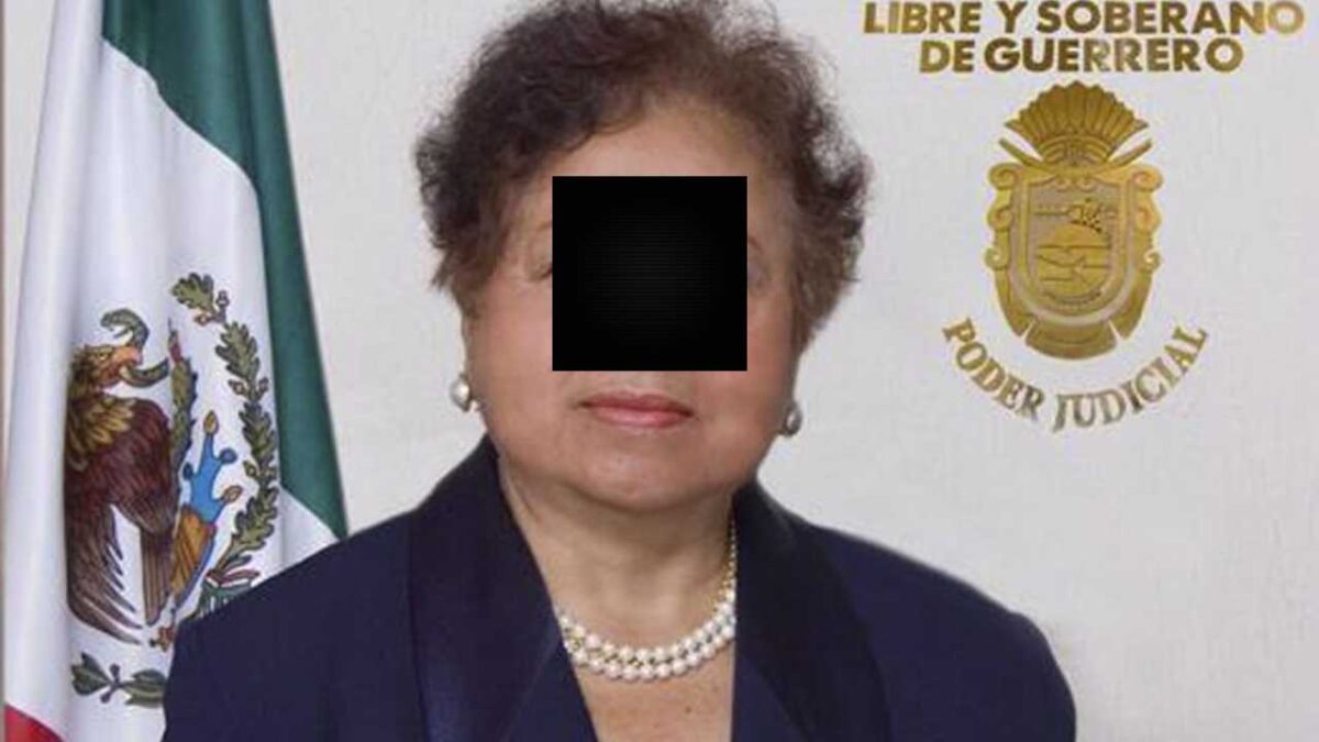 La exfuncionaria está ligada al caso Ayotzinapa.