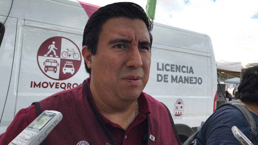 Rafael Hernández Kotasek.