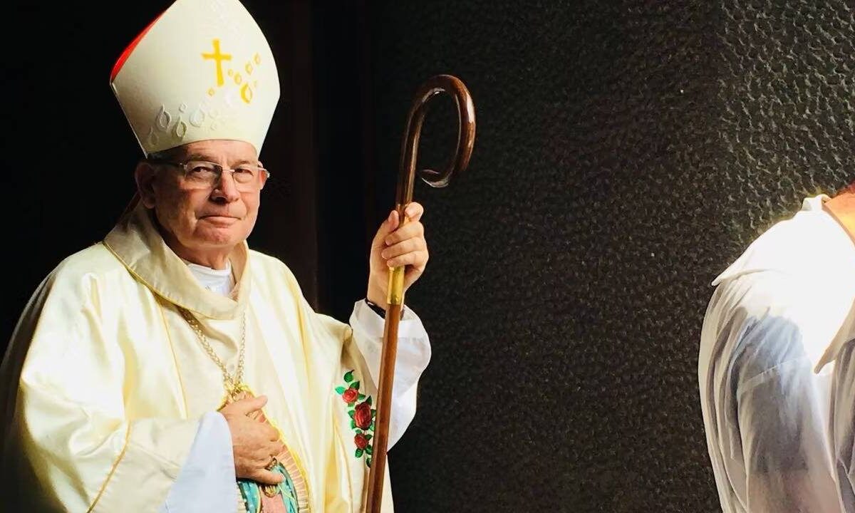 Monseñor Pedro Pablo Elizondo.