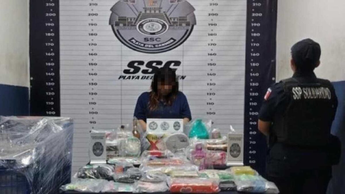 La mujer no pagó mercancía en una tienda de Playa del Carmen.