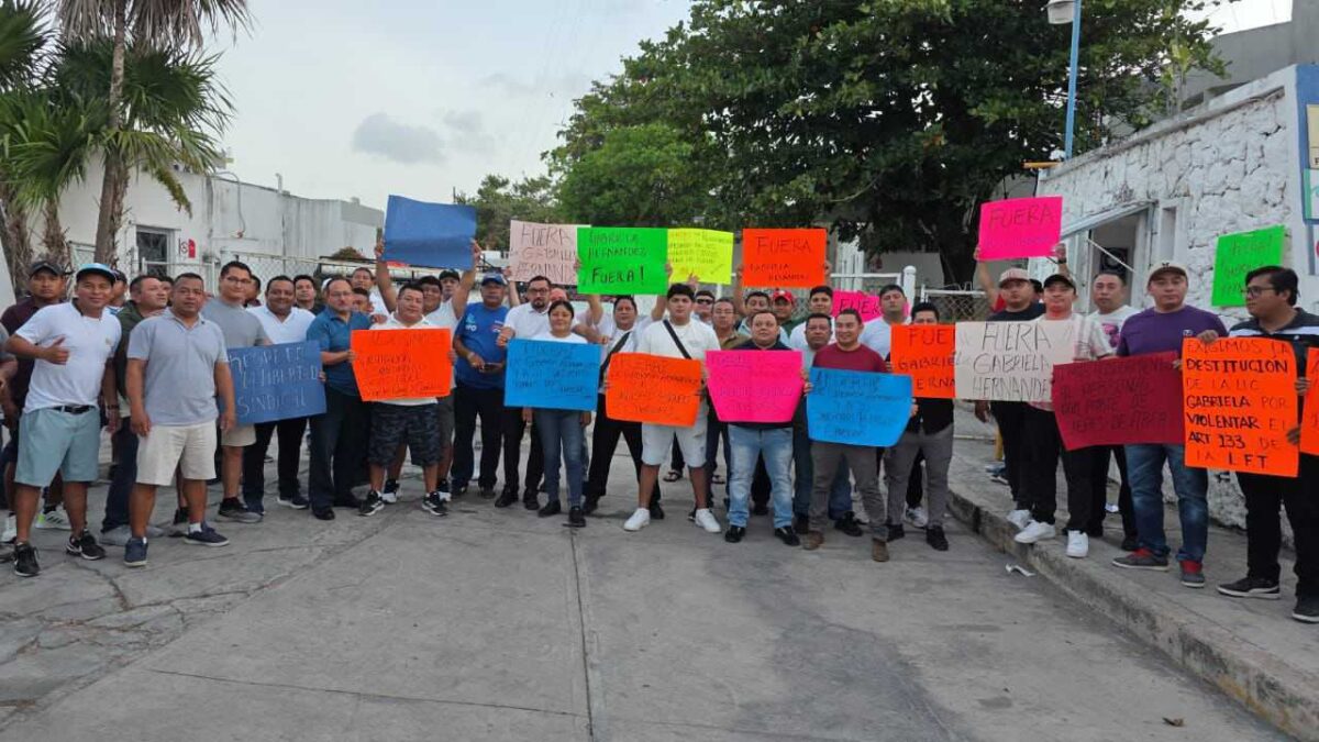 protesta de trabajadores de Aguakan