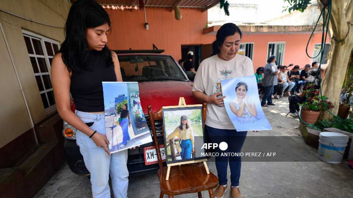 Regresan a México los tripulantes del Buque Escuela Cuauhtémoc tras trágico accidente en Nueva York.