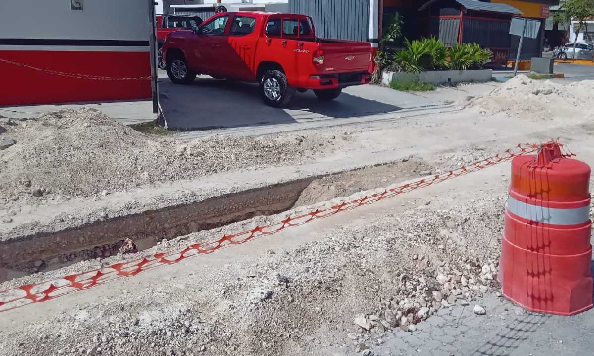 Cierres viales en Cancún.