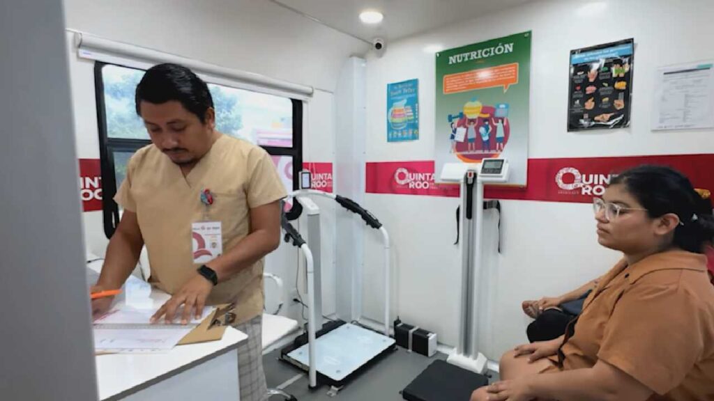 Esta semana siguen sus recorridos las caravanas de salud.