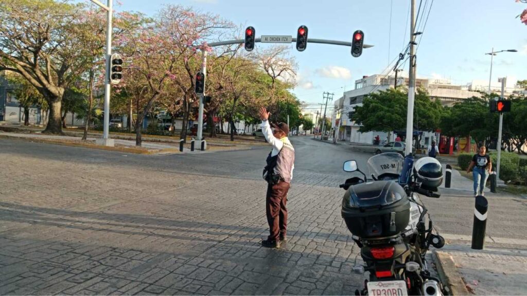 Todavía hay varios cierres viales en la ciudad.
