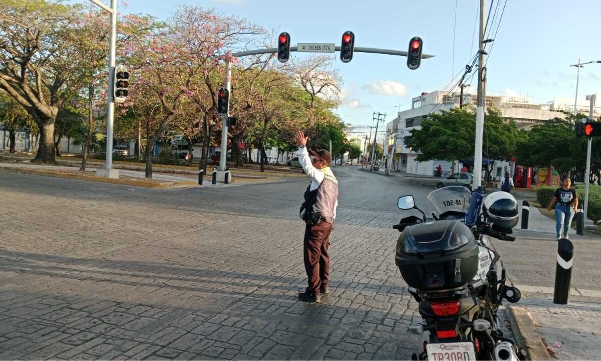 Todavía hay varios cierres viales en la ciudad.
