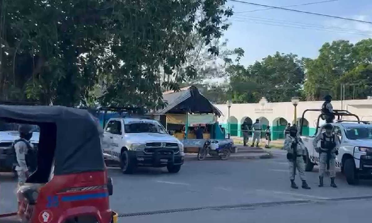 Operativo en Lázaro Cárdenas.