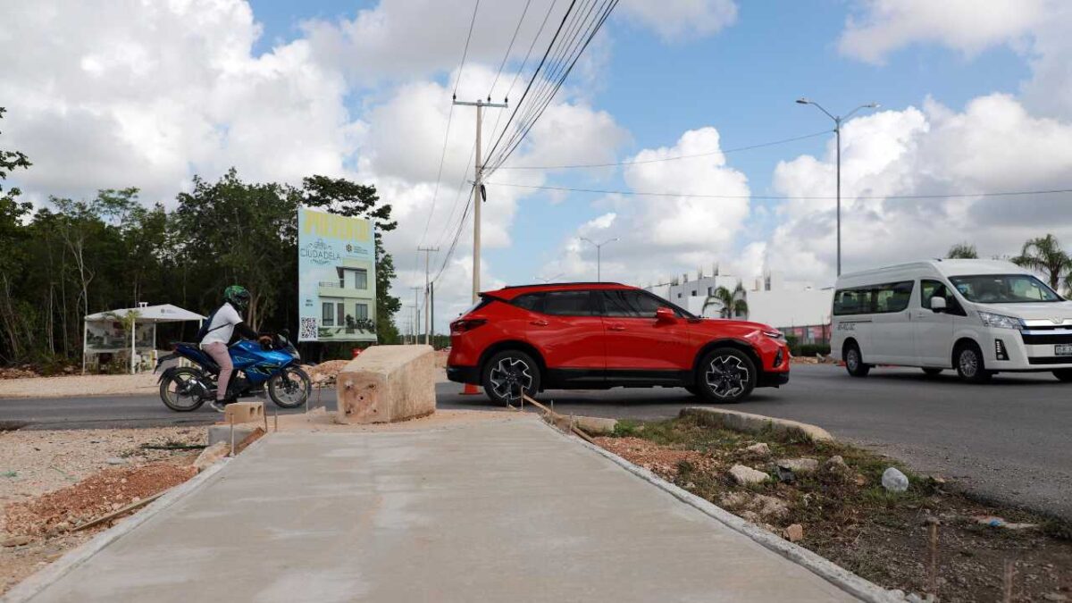 Obras en la 135 y 127 de Cancún.