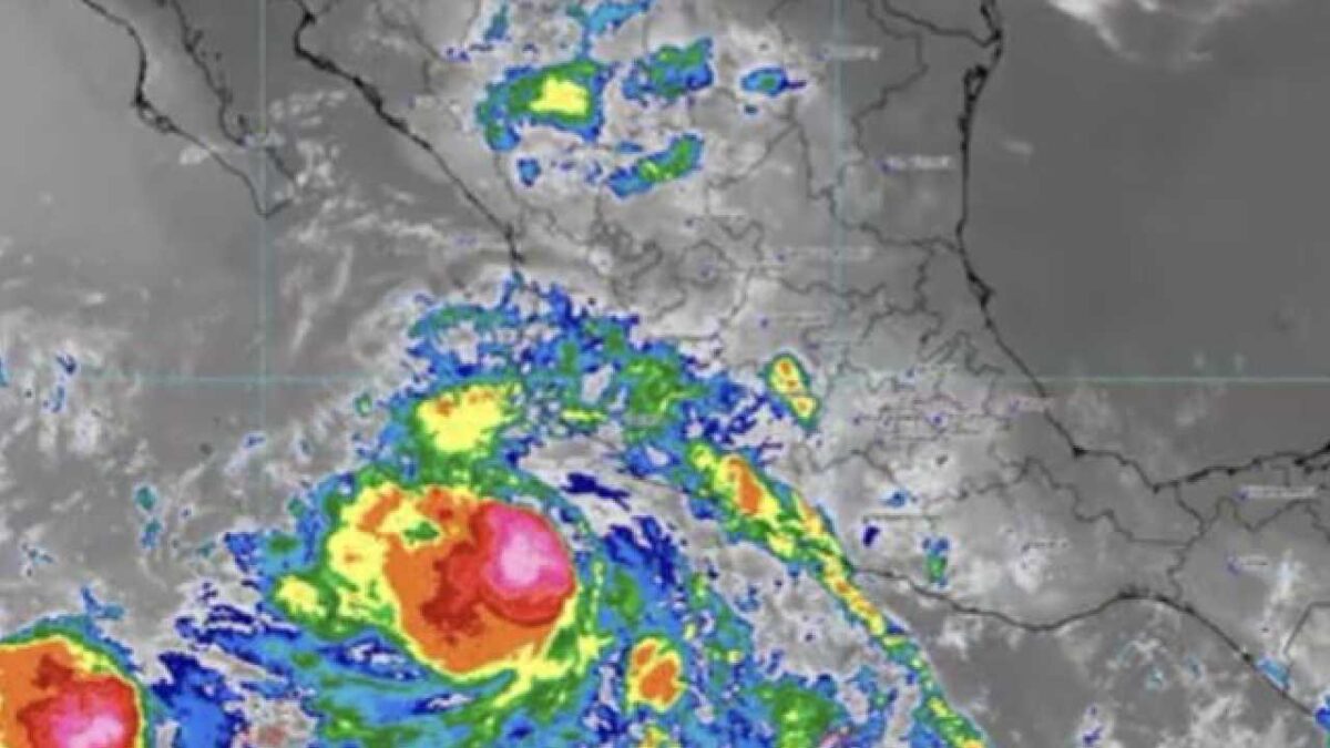 Barbara ya es huracán.