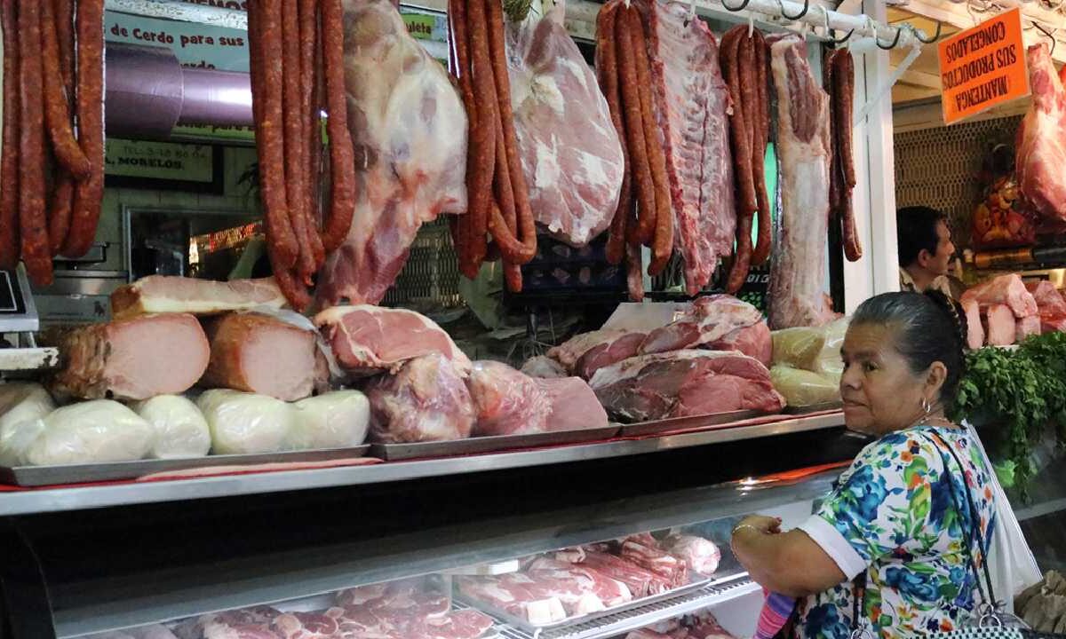 Carne de res y cerdo más caras.