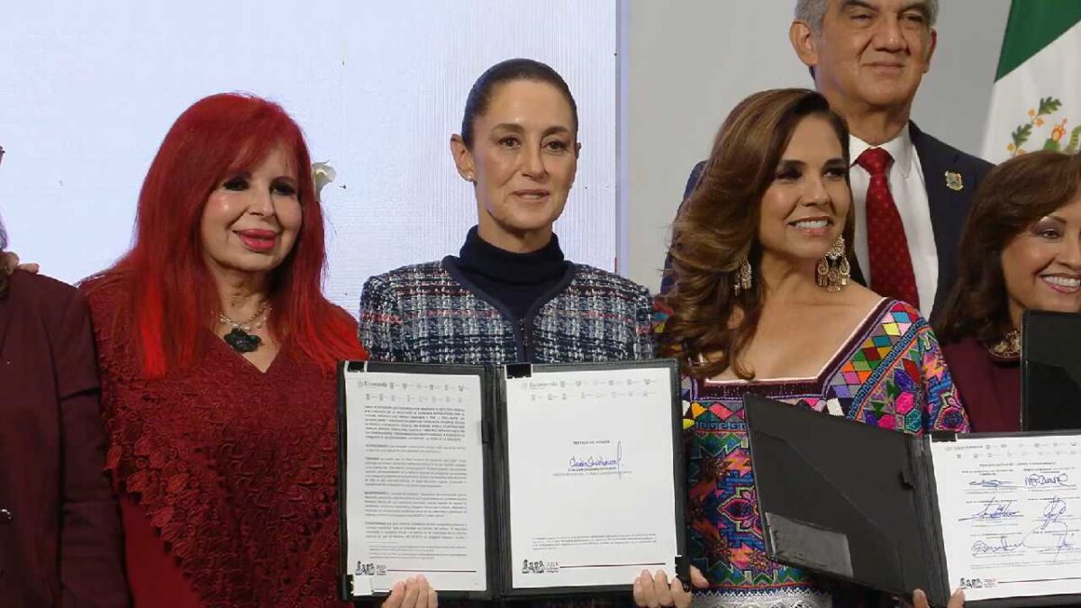 Mara Lezama en la Mañanera del Pueblo.