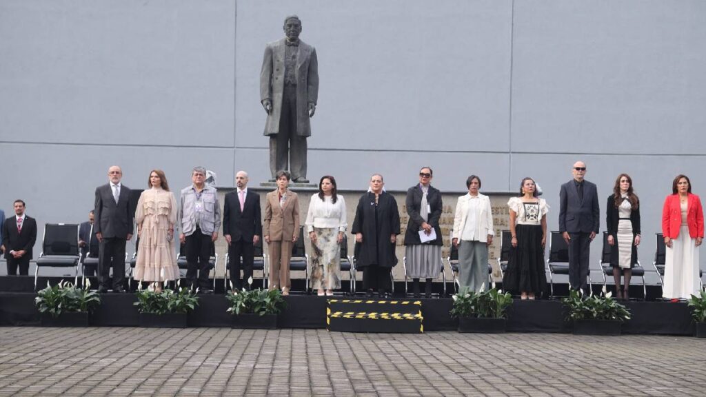 Ceremonia para la jornada electoral.