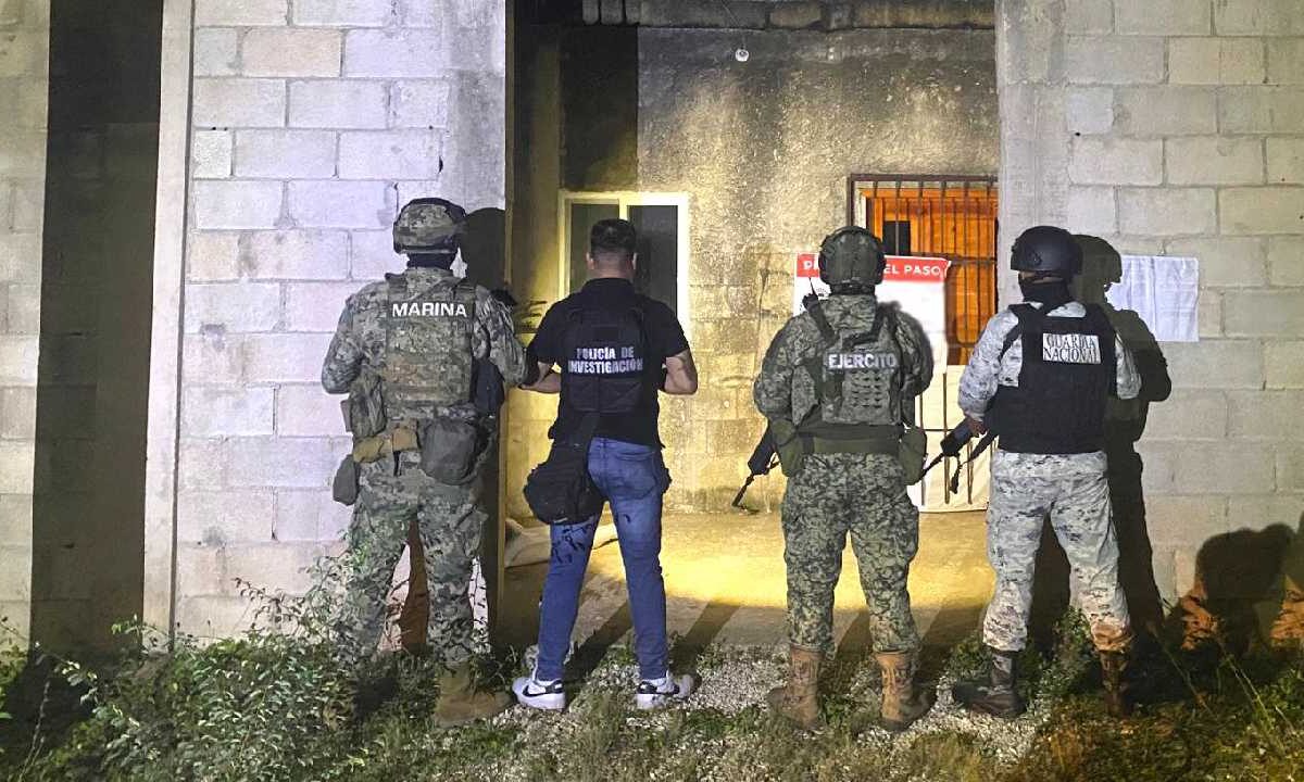 Aseguran droga en Lázaro Cárdenas.