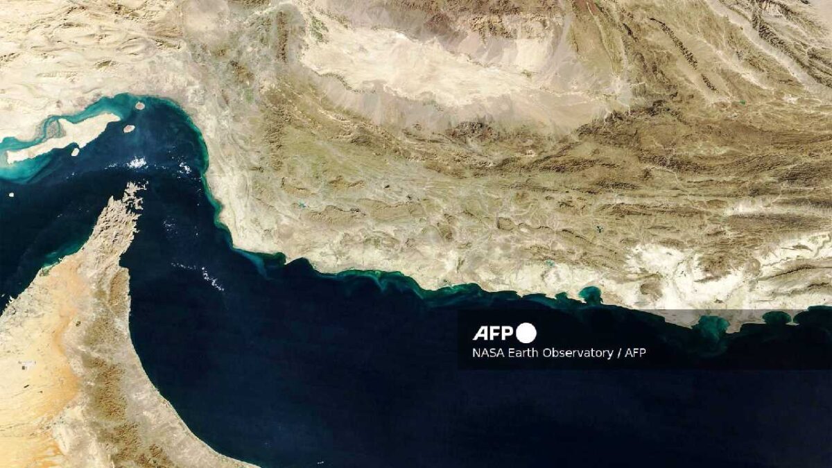 Podrían cerrar el estrecho de Ormuz.