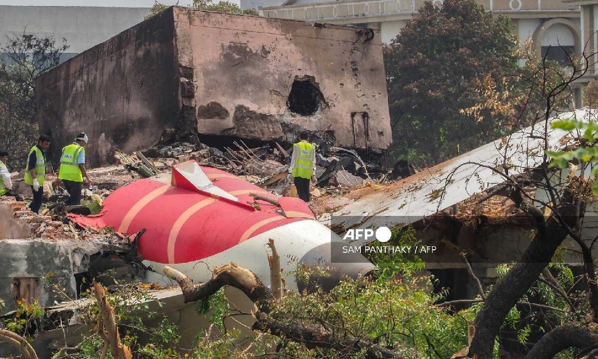 Tragedia aérea de Air India. Siguen pesquisas.
