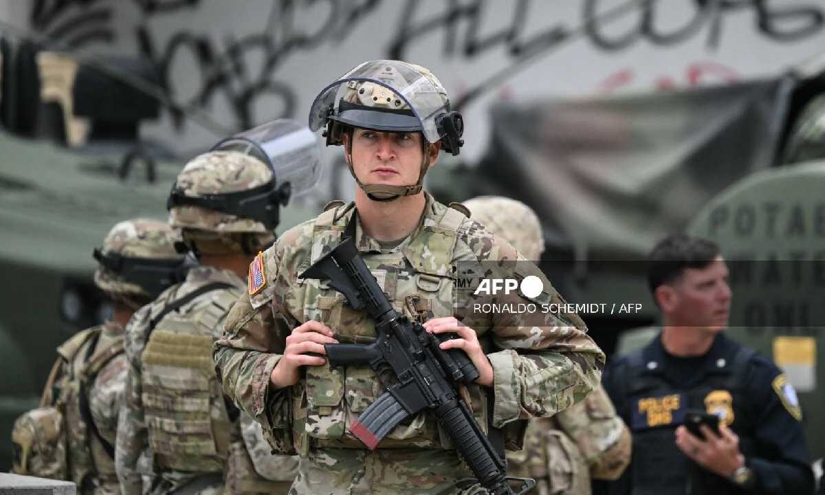 Donald Trump despliega marines.