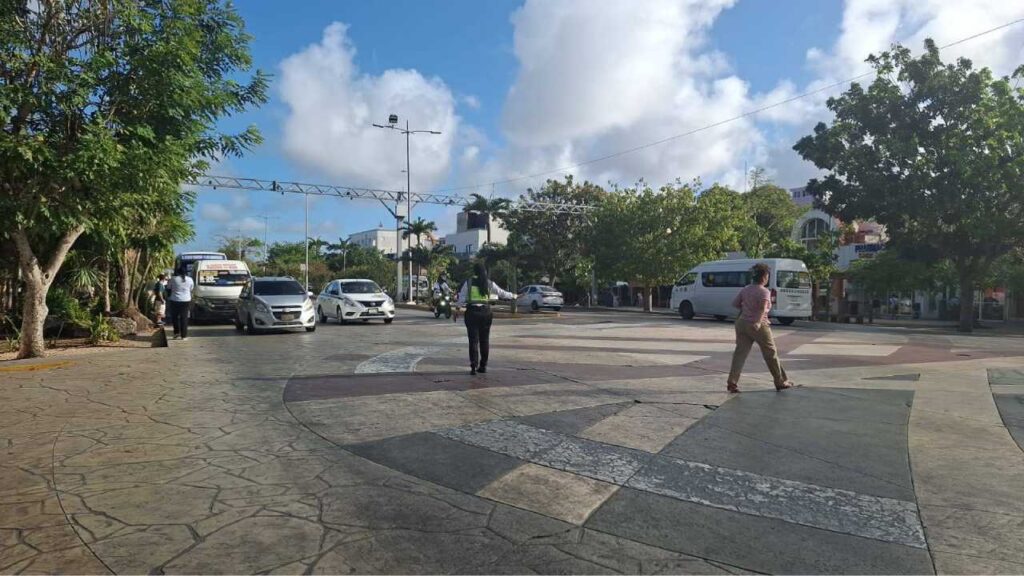Cierres viales en Cancún por obras.