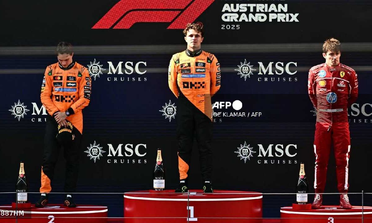 Triunfo en GP Austria.
