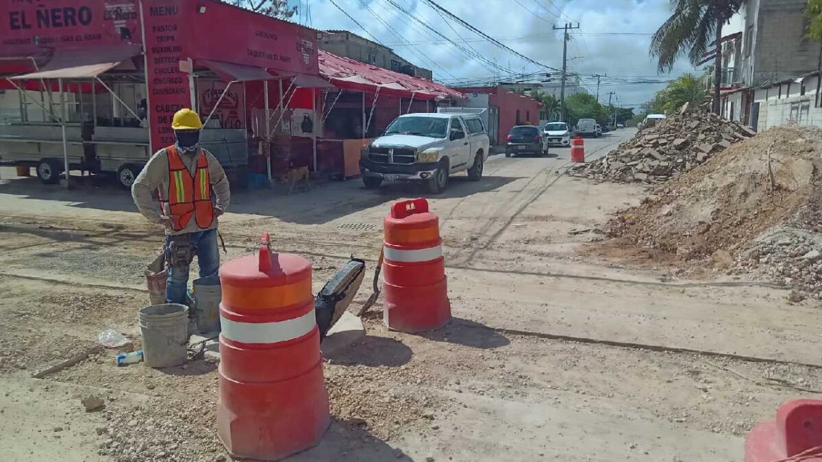 Cierres viales en Cancún.